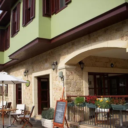 Villa Verde Konukevi 2*