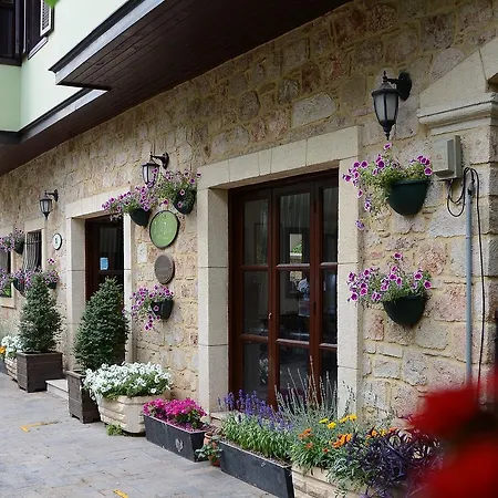 Villa Verde 2*